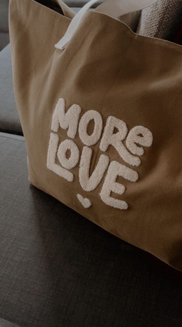 Sac XL - More Love - Image 2