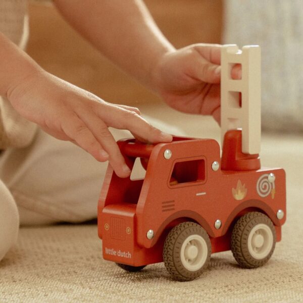 Camion de pompier en bois FSC – Image 7