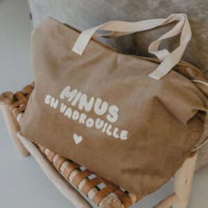 PRÉ-COMMANDE Sac cabas XL velours beige " Minus en vadrouille "