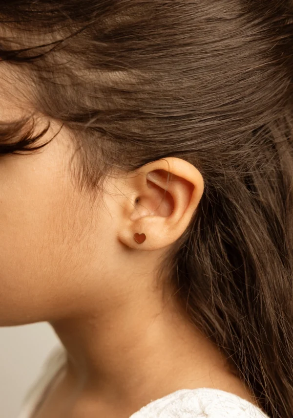 Boucles d’oreilles à tige Petits cœurs – Image 3