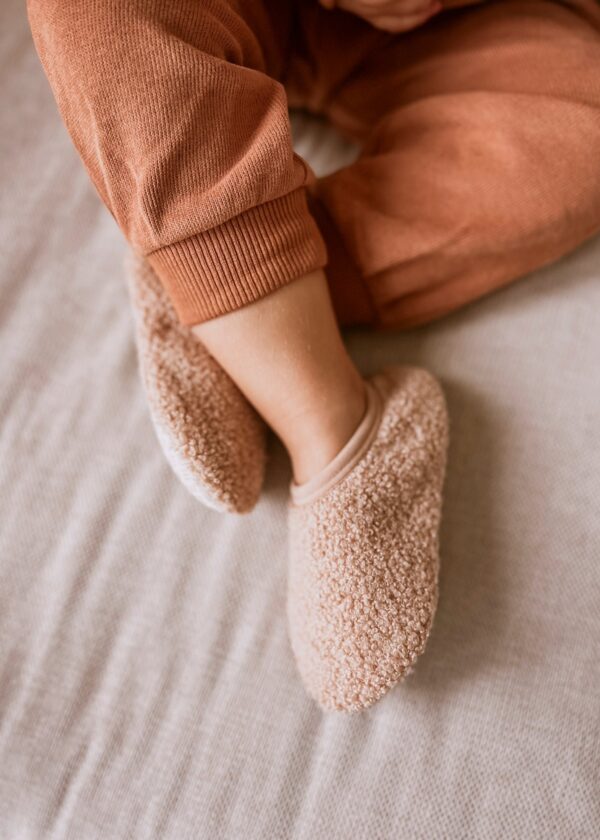 Chaussons Slogges antidérapants Soft Coral 21/22 – Image 3