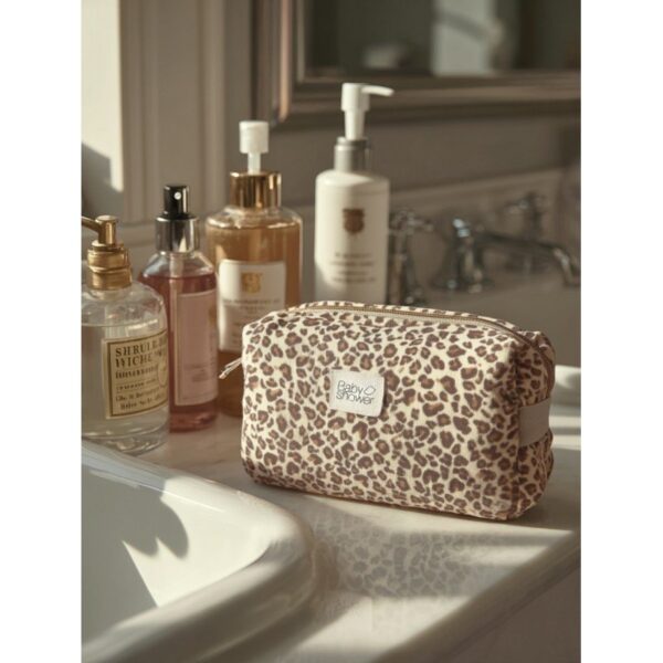 Trousse de toilette Camila Wild Print – Image 2
