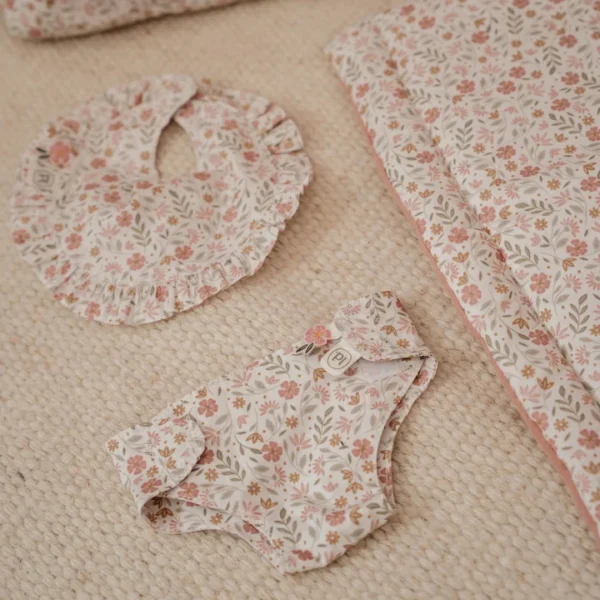 Sac à langer et accessoires pour poupée – Image 9