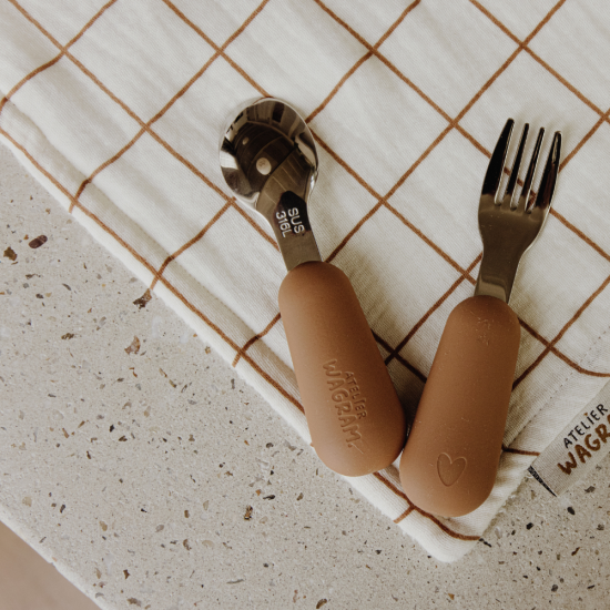 Couverts en silicone Caramel – Image 3