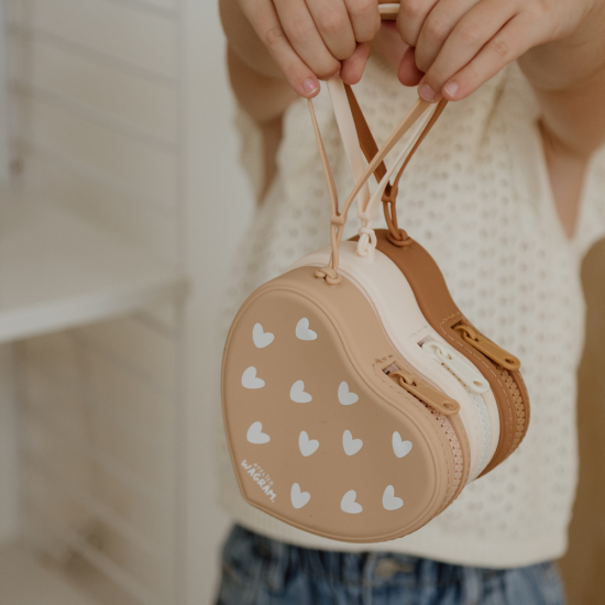 Pochette en silicone coeur Nougat – Image 2
