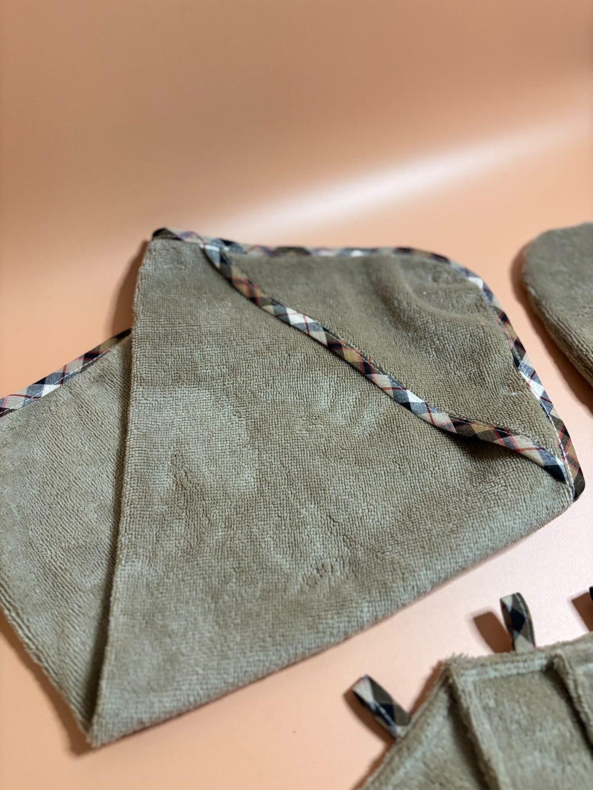 Ensemble de toilette et cape de bain pour poupée – Image 4