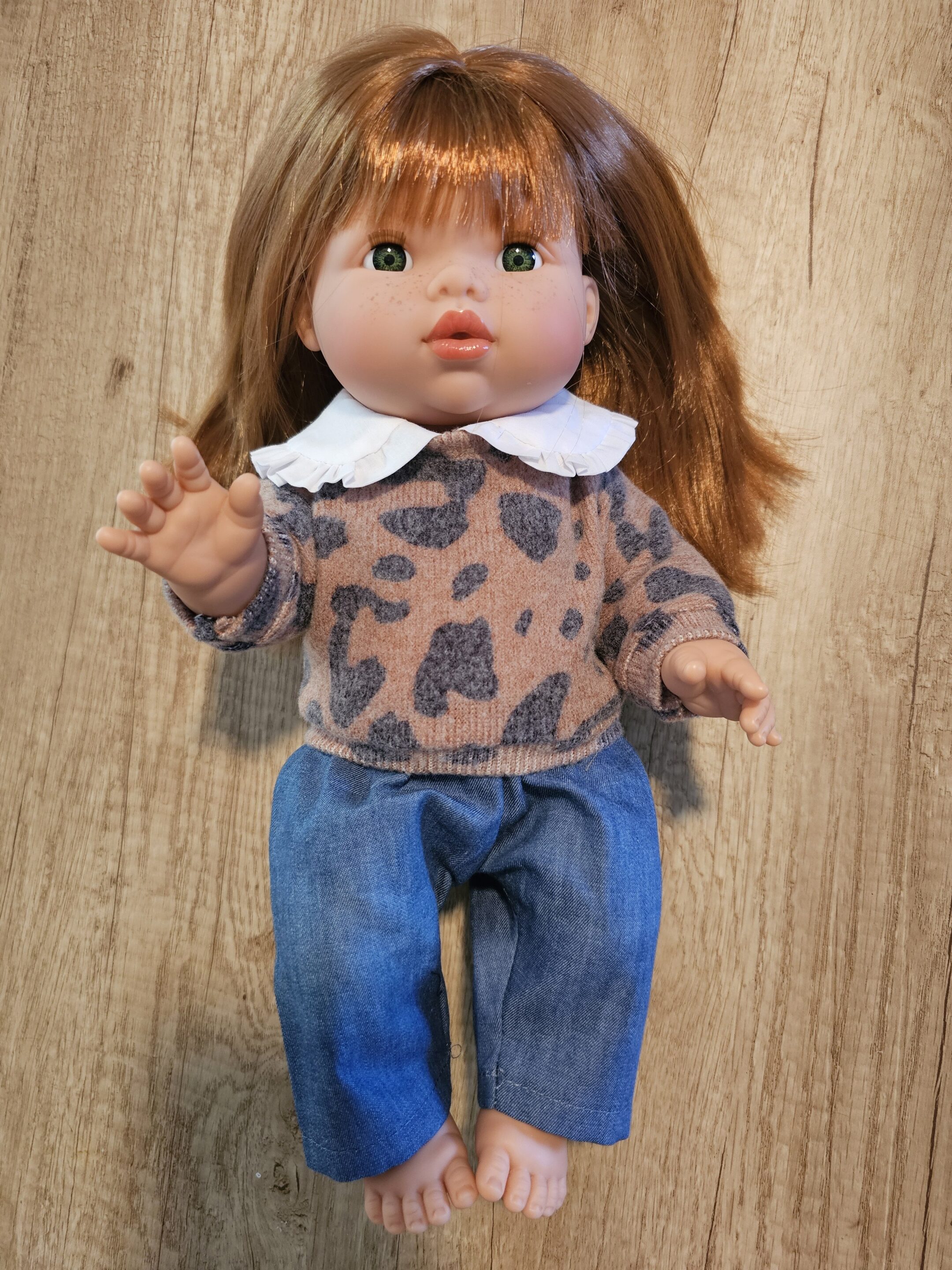 Vêtements poupée Sweat léopard col claudine et pantalon jean – Image 3